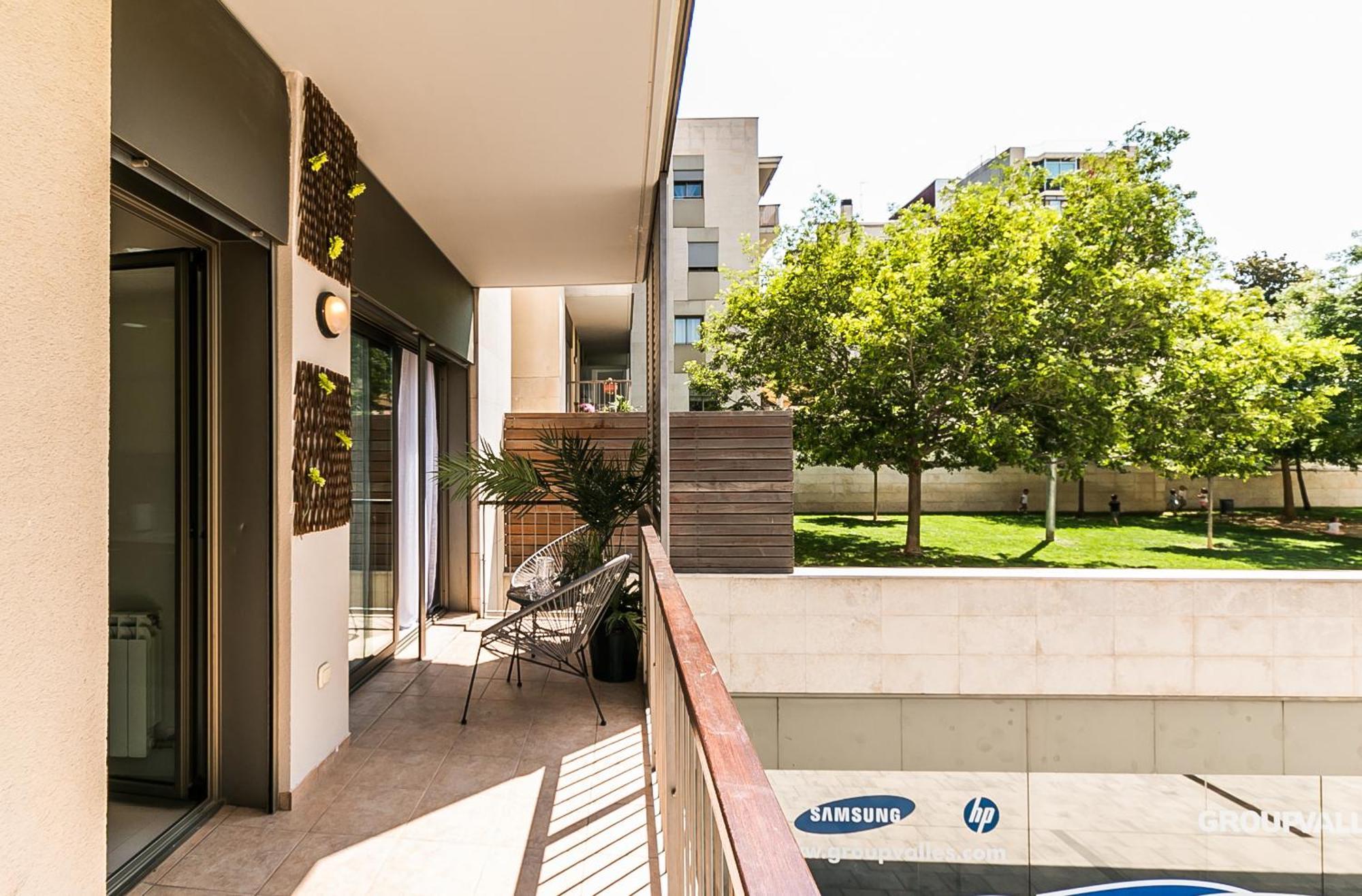 Family By Lofties Terrassa